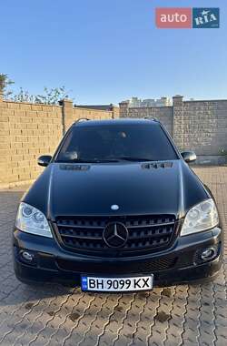 Внедорожник / Кроссовер Mercedes-Benz M-Class 2008 в Черноморске