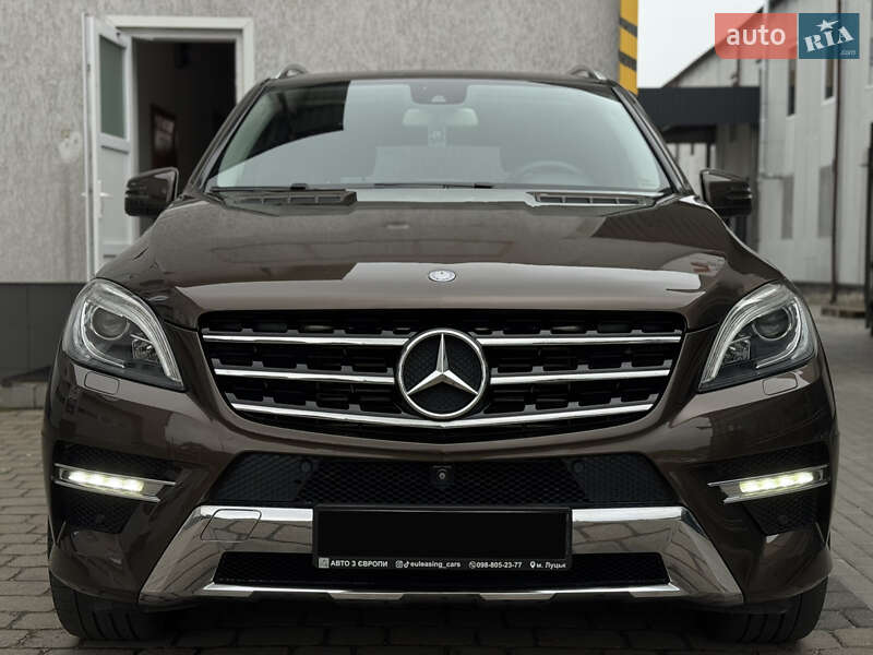 Внедорожник / Кроссовер Mercedes-Benz M-Class 2013 в Луцке