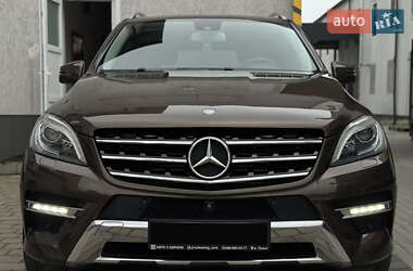 Внедорожник / Кроссовер Mercedes-Benz M-Class 2013 в 