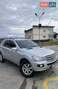 Внедорожник / Кроссовер Mercedes-Benz M-Class 2007 в 