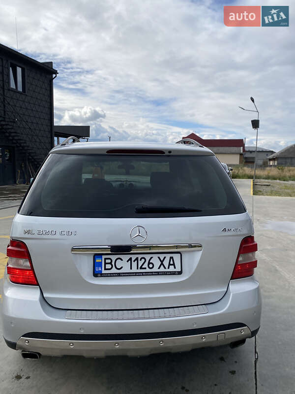 Позашляховик / Кросовер Mercedes-Benz M-Class 2007 в Тячеві