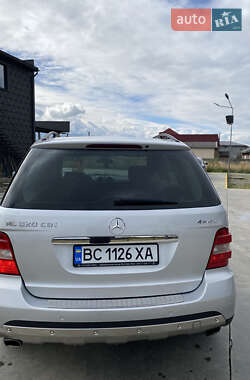 Внедорожник / Кроссовер Mercedes-Benz M-Class 2007 в 