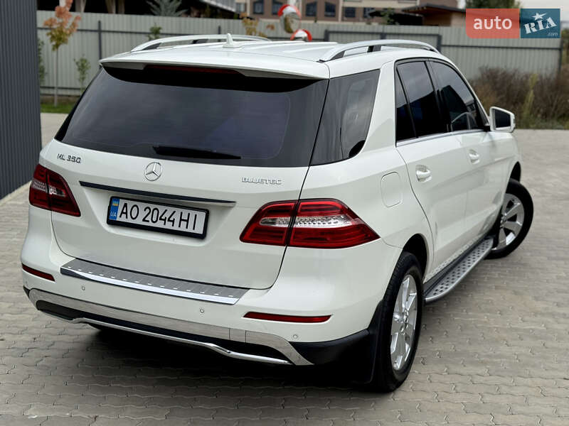 Позашляховик / Кросовер Mercedes-Benz M-Class 2012 в Ужгороді
