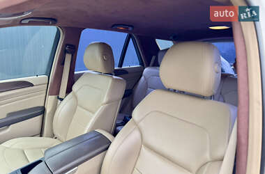 Внедорожник / Кроссовер Mercedes-Benz M-Class 2012 в 