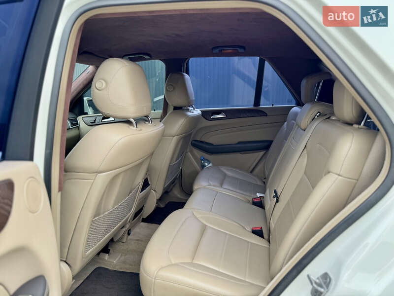 Позашляховик / Кросовер Mercedes-Benz M-Class 2012 в Ужгороді