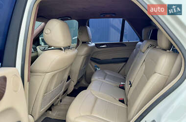 Внедорожник / Кроссовер Mercedes-Benz M-Class 2012 в 
