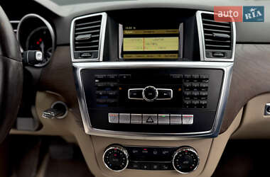 Внедорожник / Кроссовер Mercedes-Benz M-Class 2012 в 