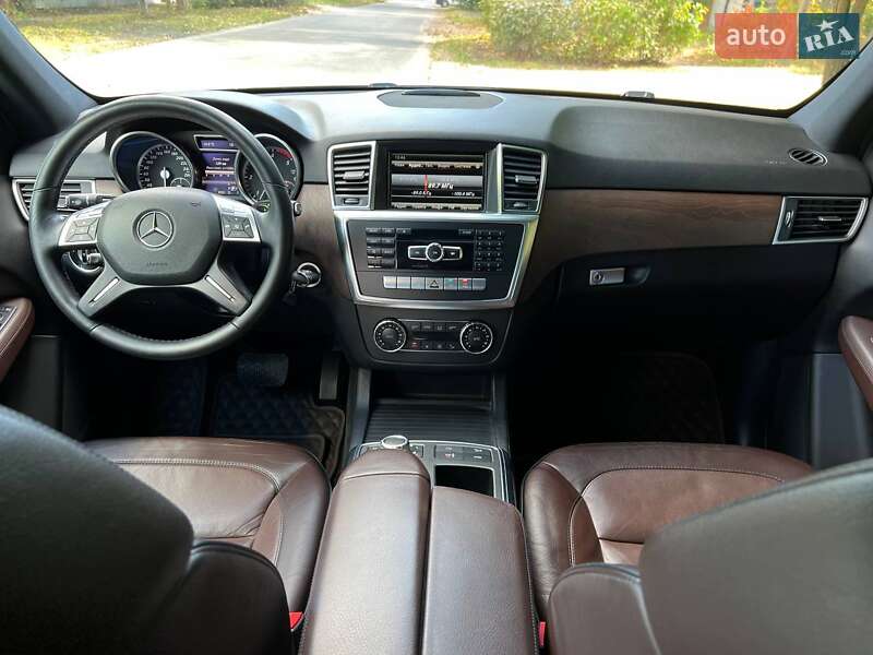 Внедорожник / Кроссовер Mercedes-Benz M-Class 2012 в Одессе