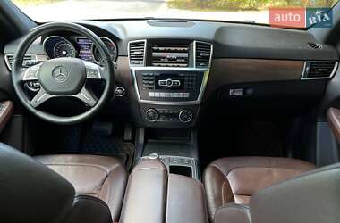Внедорожник / Кроссовер Mercedes-Benz M-Class 2012 в 