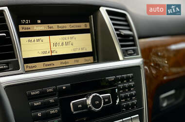 Позашляховик / Кросовер Mercedes-Benz M-Class 2013 в 