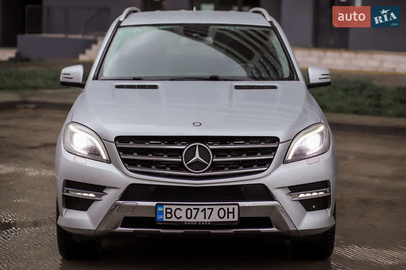 Позашляховик / Кросовер Mercedes-Benz M-Class 2013 в Львові фото 8 Позашляховик / Кросовер Mercedes-Benz M-Class 2013 в Львові