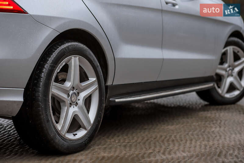 Позашляховик / Кросовер Mercedes-Benz M-Class 2013 в Львові фото 17 Позашляховик / Кросовер Mercedes-Benz M-Class 2013 в Львові