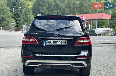 Позашляховик / Кросовер Mercedes-Benz M-Class 2013 в 