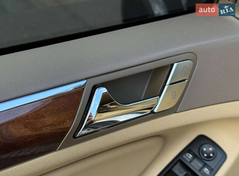 Внедорожник / Кроссовер Mercedes-Benz M-Class 2010 в Кривом Роге