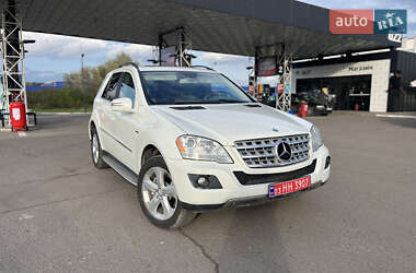 Внедорожник / Кроссовер Mercedes-Benz M-Class 2011 в Дубно