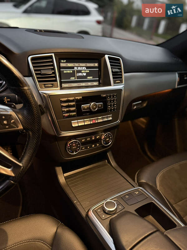 Внедорожник / Кроссовер Mercedes-Benz M-Class 2011 в Львове