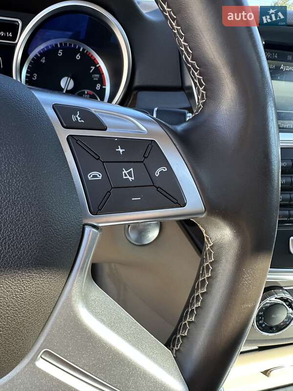 Внедорожник / Кроссовер Mercedes-Benz M-Class 2015 в Киеве