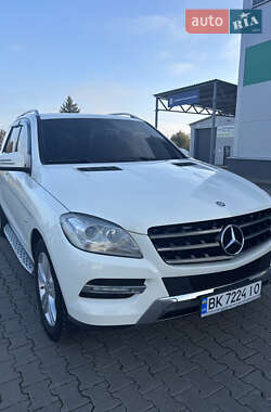 Внедорожник / Кроссовер Mercedes-Benz M-Class 2012 в Нововолынске