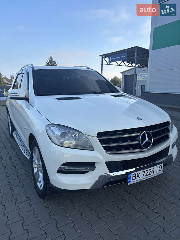 Позашляховик / Кросовер Mercedes-Benz M-Class 2012 в Нововолинську фото Позашляховик / Кросовер Mercedes-Benz M-Class 2012 в Нововолинську