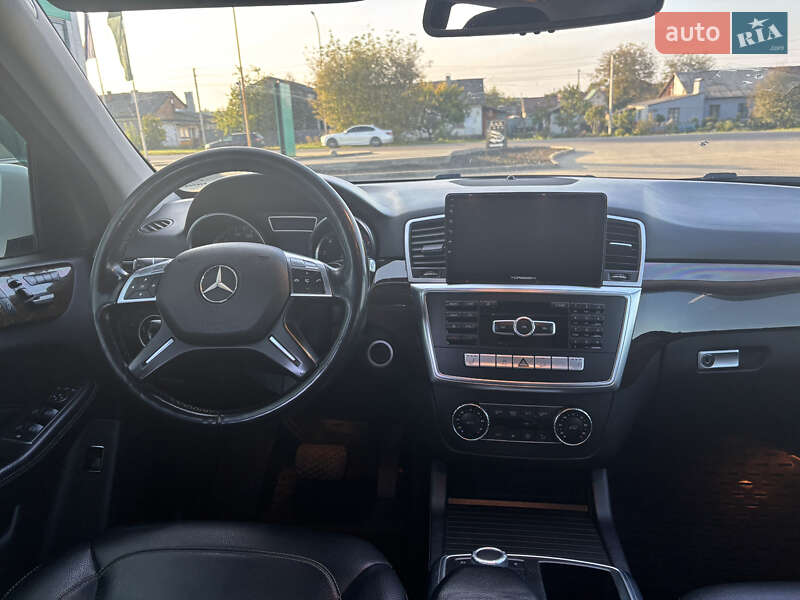 Позашляховик / Кросовер Mercedes-Benz M-Class 2012 в Нововолинську фото 17 Позашляховик / Кросовер Mercedes-Benz M-Class 2012 в Нововолинську