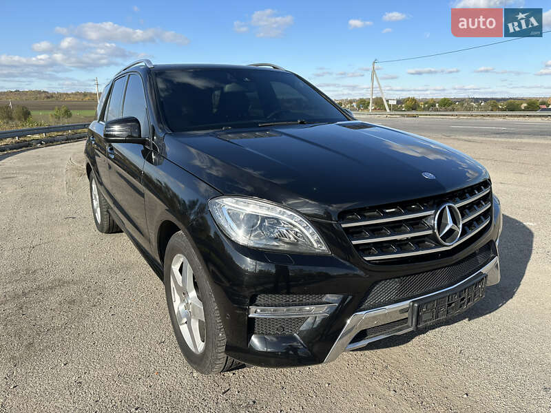 Позашляховик / Кросовер Mercedes-Benz M-Class 2014 в Дніпрі фото 2 Позашляховик / Кросовер Mercedes-Benz M-Class 2014 в Дніпрі