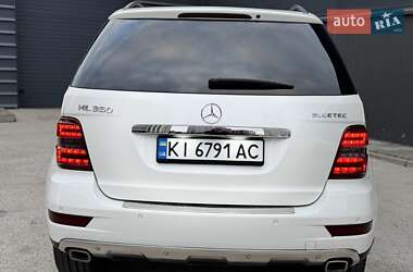 Внедорожник / Кроссовер Mercedes-Benz M-Class 2010 в 