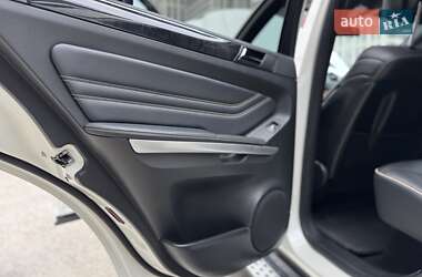 Внедорожник / Кроссовер Mercedes-Benz M-Class 2010 в 