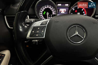 Внедорожник / Кроссовер Mercedes-Benz M-Class 2015 в 