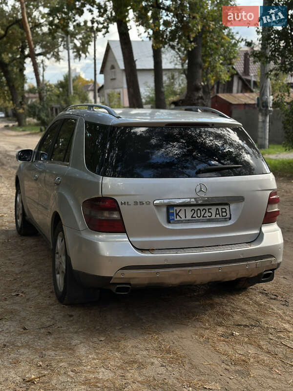 Внедорожник / Кроссовер Mercedes-Benz M-Class 2006 в Киеве