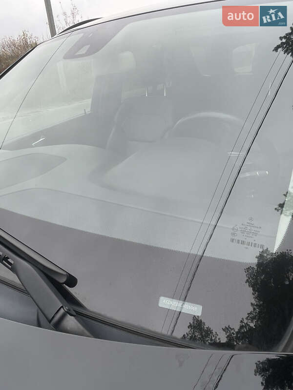 Внедорожник / Кроссовер Mercedes-Benz M-Class 2011 в Киеве