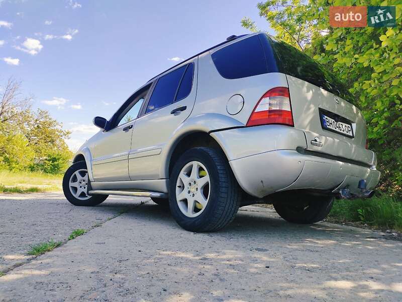 Внедорожник / Кроссовер Mercedes-Benz M-Class 2002 в Одессе фото 8 Внедорожник / Кроссовер Mercedes-Benz M-Class 2002 в Одессе