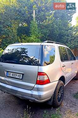 Внедорожник / Кроссовер Mercedes-Benz M-Class 2003 в Николаеве