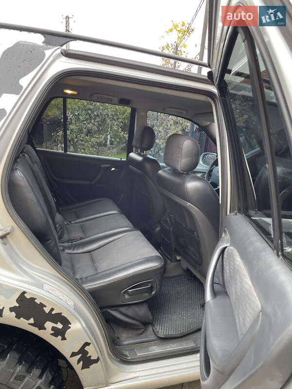 Внедорожник / Кроссовер Mercedes-Benz M-Class 2002 в Рахове