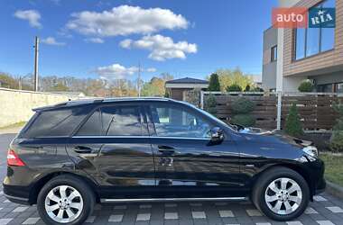 Внедорожник / Кроссовер Mercedes-Benz M-Class 2012 в 