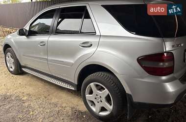 Позашляховик / Кросовер Mercedes-Benz M-Class 2008 в 