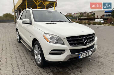 Внедорожник / Кроссовер Mercedes-Benz M-Class 2011 в Хмельницком