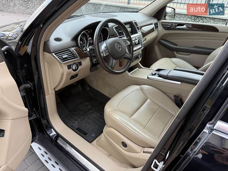 Позашляховик / Кросовер Mercedes-Benz M-Class 2014 в Білій Церкві фото 33 Позашляховик / Кросовер Mercedes-Benz M-Class 2014 в Білій Церкві