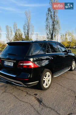 Позашляховик / Кросовер Mercedes-Benz M-Class 2015 в 