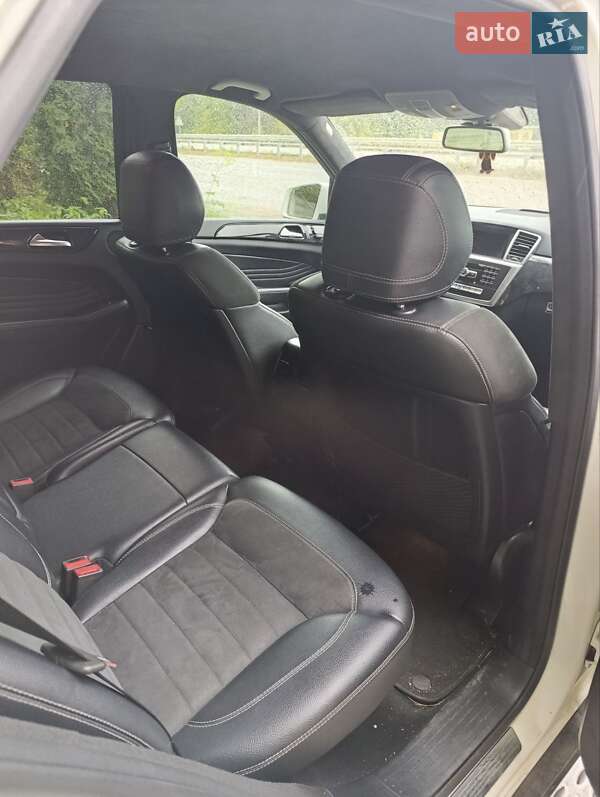 Внедорожник / Кроссовер Mercedes-Benz M-Class 2012 в Коростышеве