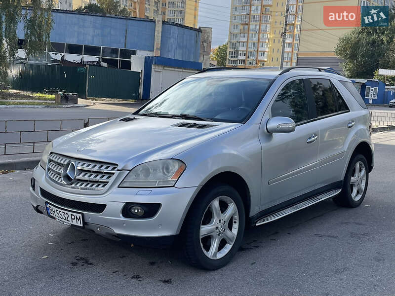 Внедорожник / Кроссовер Mercedes-Benz M-Class 2008 в Киеве фото 5 Внедорожник / Кроссовер Mercedes-Benz M-Class 2008 в Киеве