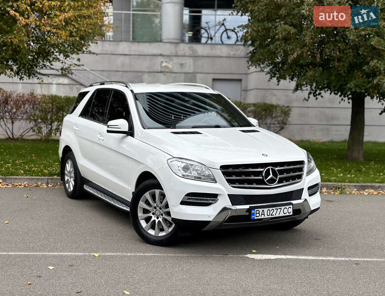 Mercedes-Benz M-Class 2015 Mercedes-Benz M-Class 2015