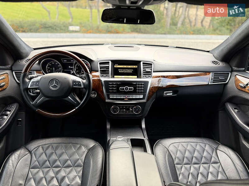 Позашляховик / Кросовер Mercedes-Benz M-Class 2011 в Дніпрі