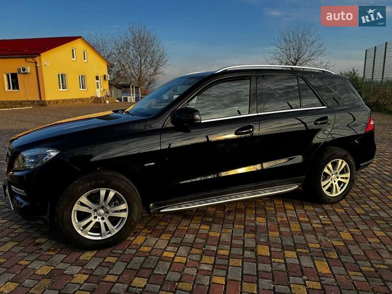 Позашляховик / Кросовер Mercedes-Benz M-Class 2012 в Заліщиках фото Позашляховик / Кросовер Mercedes-Benz M-Class 2012 в Заліщиках