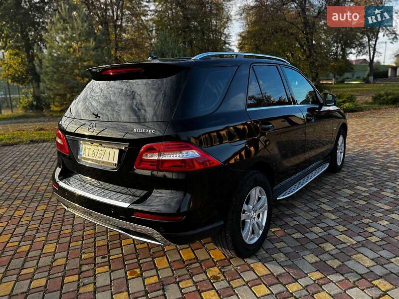 Позашляховик / Кросовер Mercedes-Benz M-Class 2012 в Заліщиках фото 18 Позашляховик / Кросовер Mercedes-Benz M-Class 2012 в Заліщиках