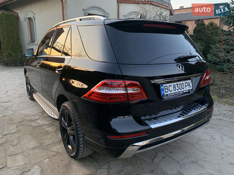 Позашляховик / Кросовер Mercedes-Benz M-Class 2012 в Львові фото 6 Позашляховик / Кросовер Mercedes-Benz M-Class 2012 в Львові