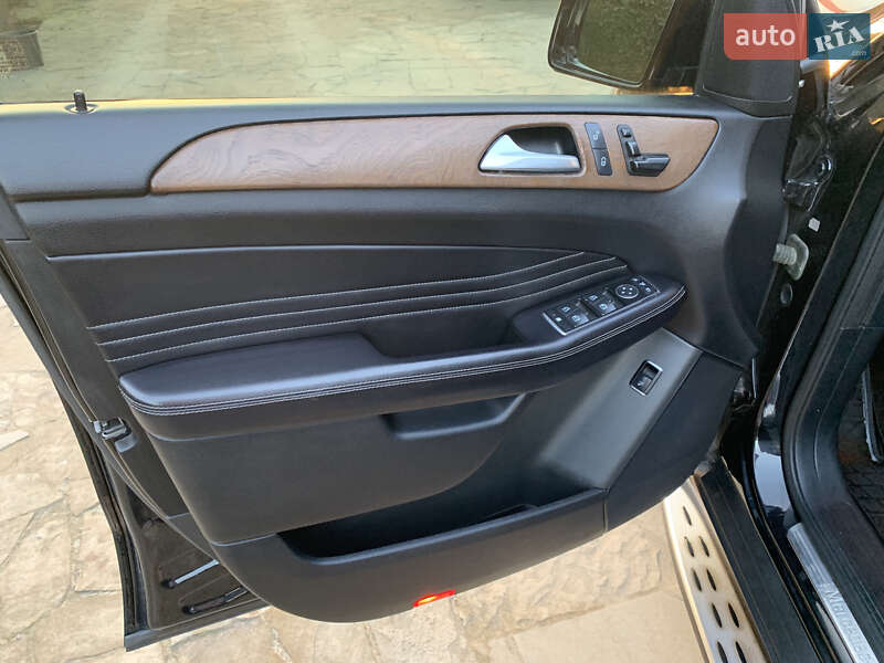 Позашляховик / Кросовер Mercedes-Benz M-Class 2012 в Львові фото 13 Позашляховик / Кросовер Mercedes-Benz M-Class 2012 в Львові