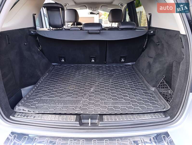 Позашляховик / Кросовер Mercedes-Benz M-Class 2012 в Житомирі фото 20 Позашляховик / Кросовер Mercedes-Benz M-Class 2012 в Житомирі