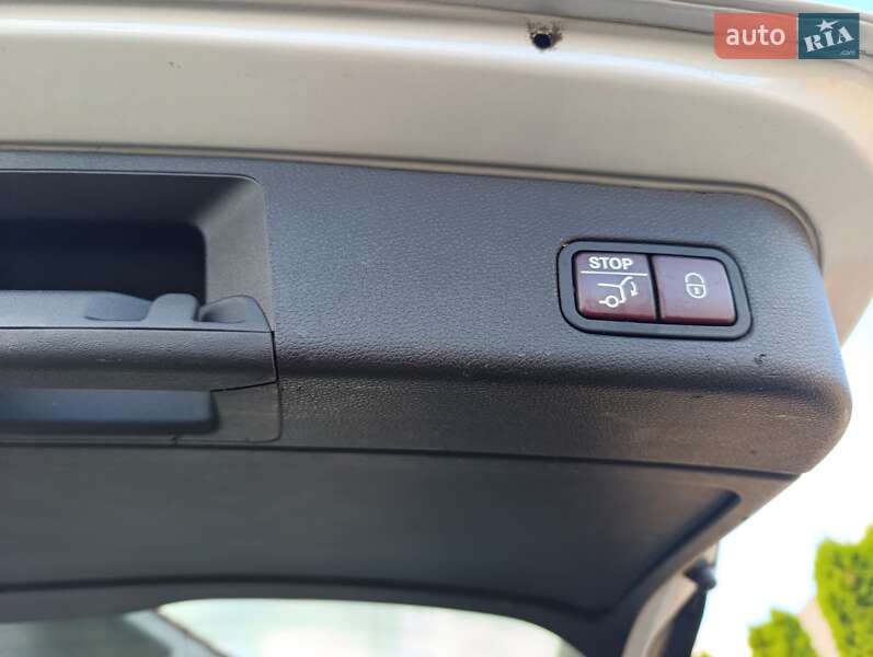 Позашляховик / Кросовер Mercedes-Benz M-Class 2012 в Житомирі фото 21 Позашляховик / Кросовер Mercedes-Benz M-Class 2012 в Житомирі