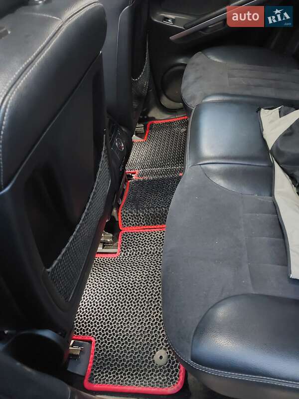 Внедорожник / Кроссовер Mercedes-Benz M-Class 2006 в Путиле фото 4 Внедорожник / Кроссовер Mercedes-Benz M-Class 2006 в Путиле