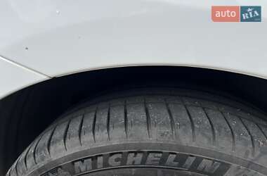 Позашляховик / Кросовер Mercedes-Benz M-Class 2015 в 